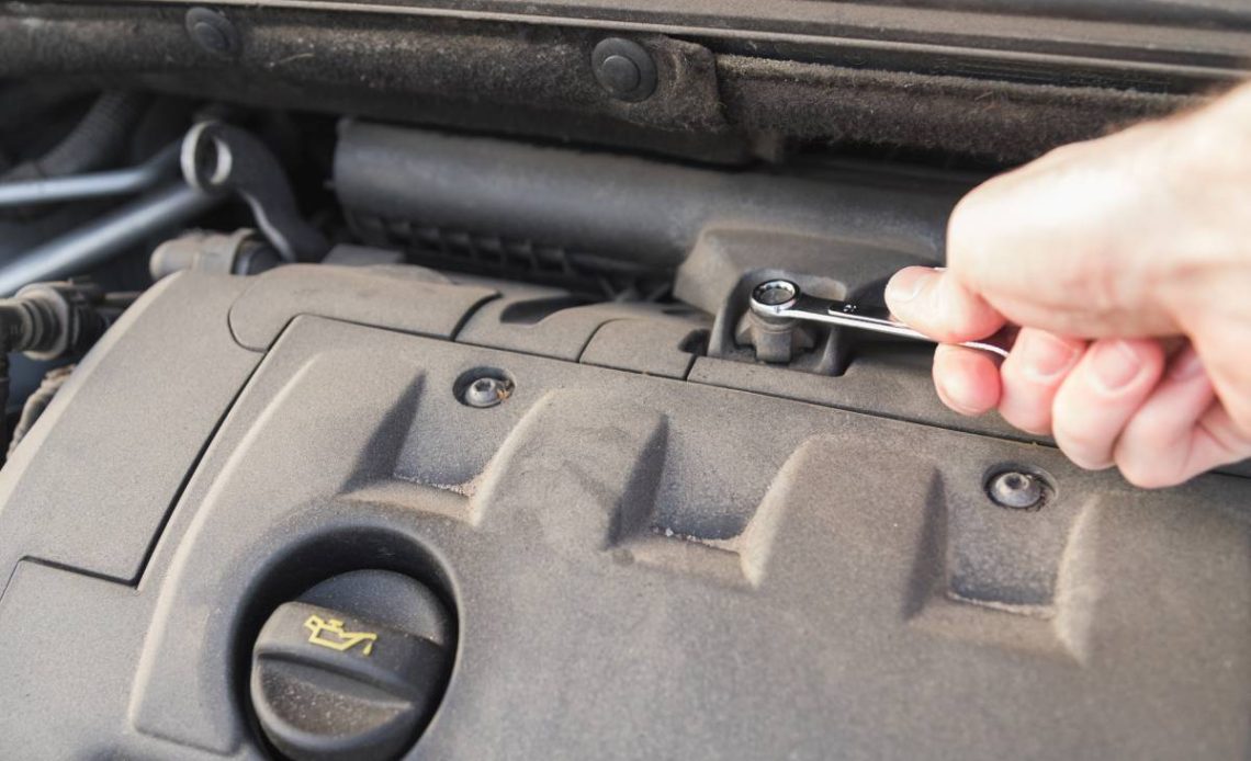 Jak poznat zakarbonovaný motor